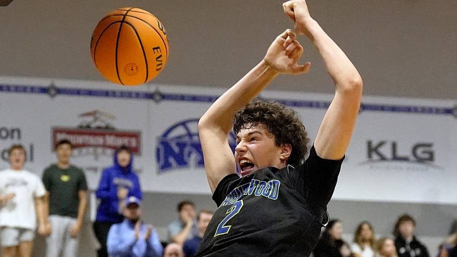 Cincinnati basketball makes the top cut for 2027 four-star forward Davis Cochran