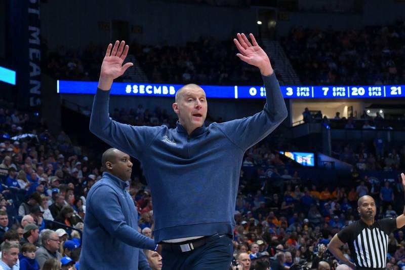 Kentucky recruiting chatter intensifies as Serbian prospect Nikola Kusturica draws attention