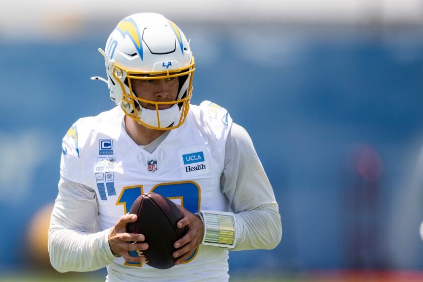 Justin Herbert works through a “fresh start” in a new Chargers offense built around timing and footwork