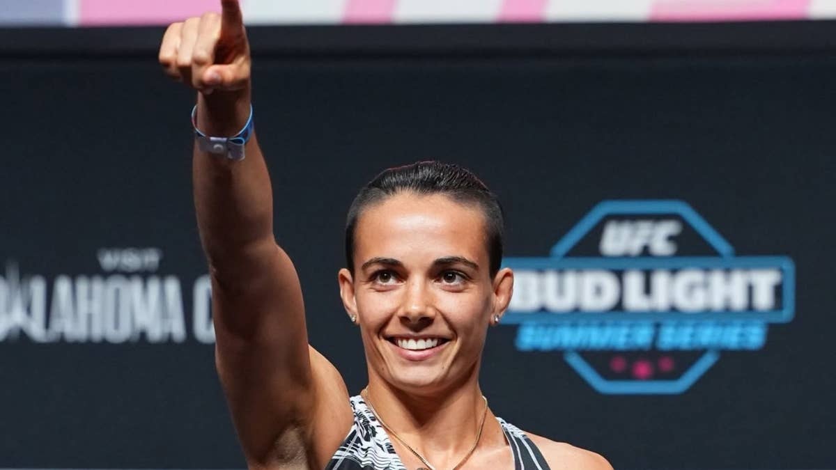 Fatima Kline takes control of Tabatha Ricci in UFC Oklahoma City strawweight main-card bout