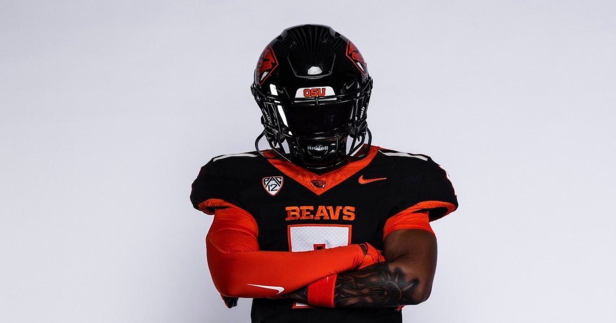 Ayden Payne flips from San Diego State to Oregon State, committing to the Beavers after an earlier pledge