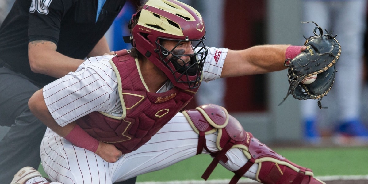 Hunter Carns commits to transfer from Florida State to Georgia, adding catching depth to the Bulldogs