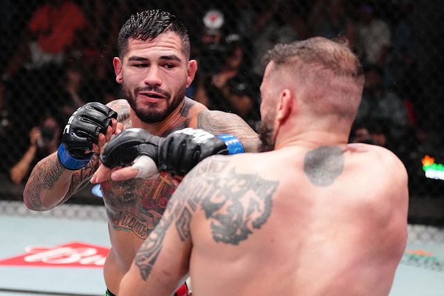 Anthony Hernandez and Gregory Rodrigues set to headline UFC Sacramento on Aug. 22