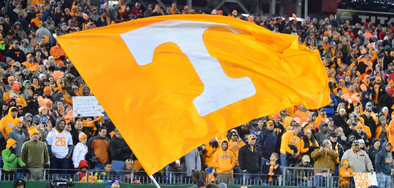 Tennessee recruiting setback: 4-star pass rusher flips away from the Volunteers’ 2027 class
