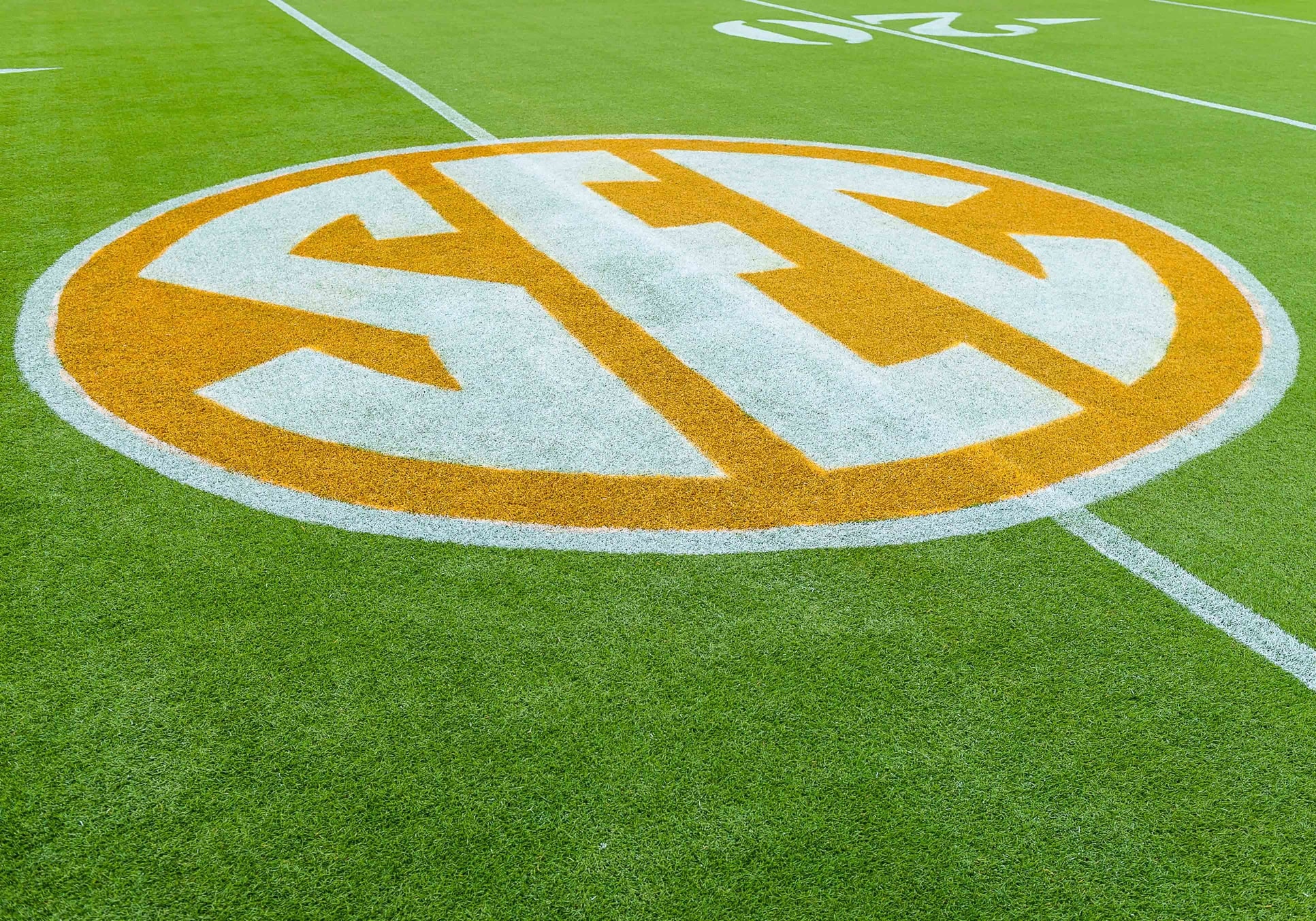 Tennessee releases first look at new adidas orange uniforms as its 10-year partnership begins