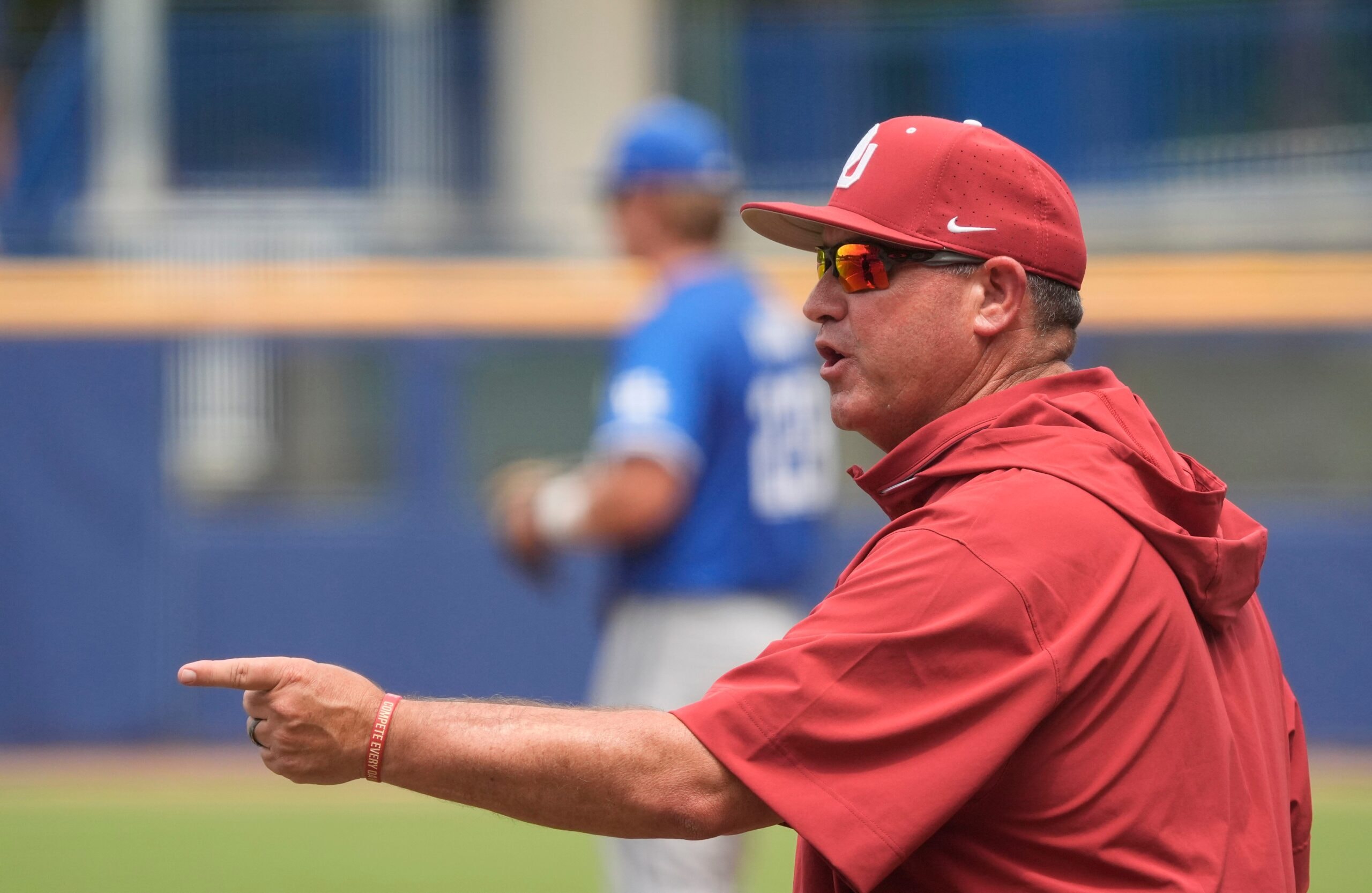 Oklahoma baseball adds a JUCO outfielder with home-run power to its 2027 group