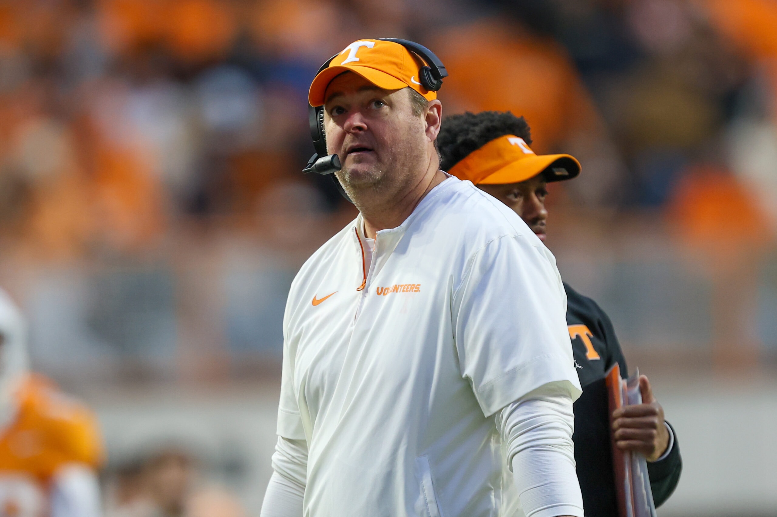Heather Dinich questions the case for Tennessee’s preseason AP Top 25 ranking at No. 20