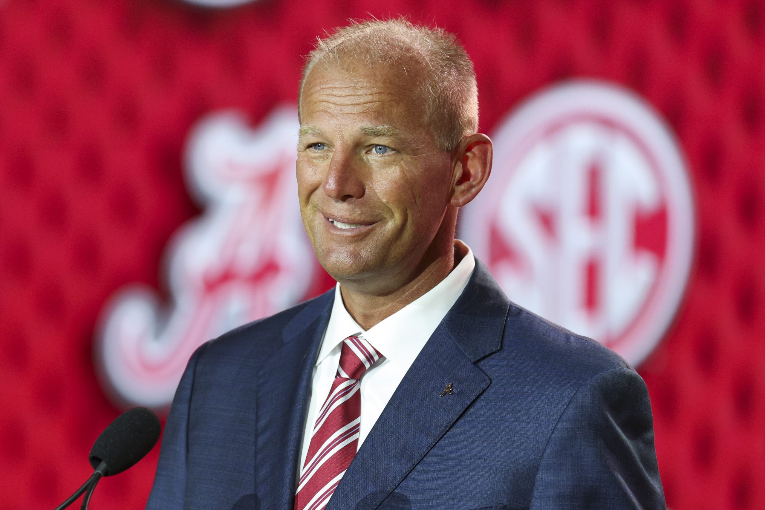 Kalen DeBoer emphasizes Alabama’s practice standard: offense and defense should both demand violence