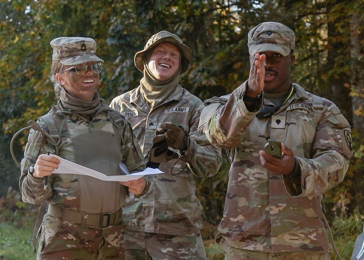 ‘Walk in the Hills’ Puts U.S. Soldiers Through SERE‑Style Recon Challenge