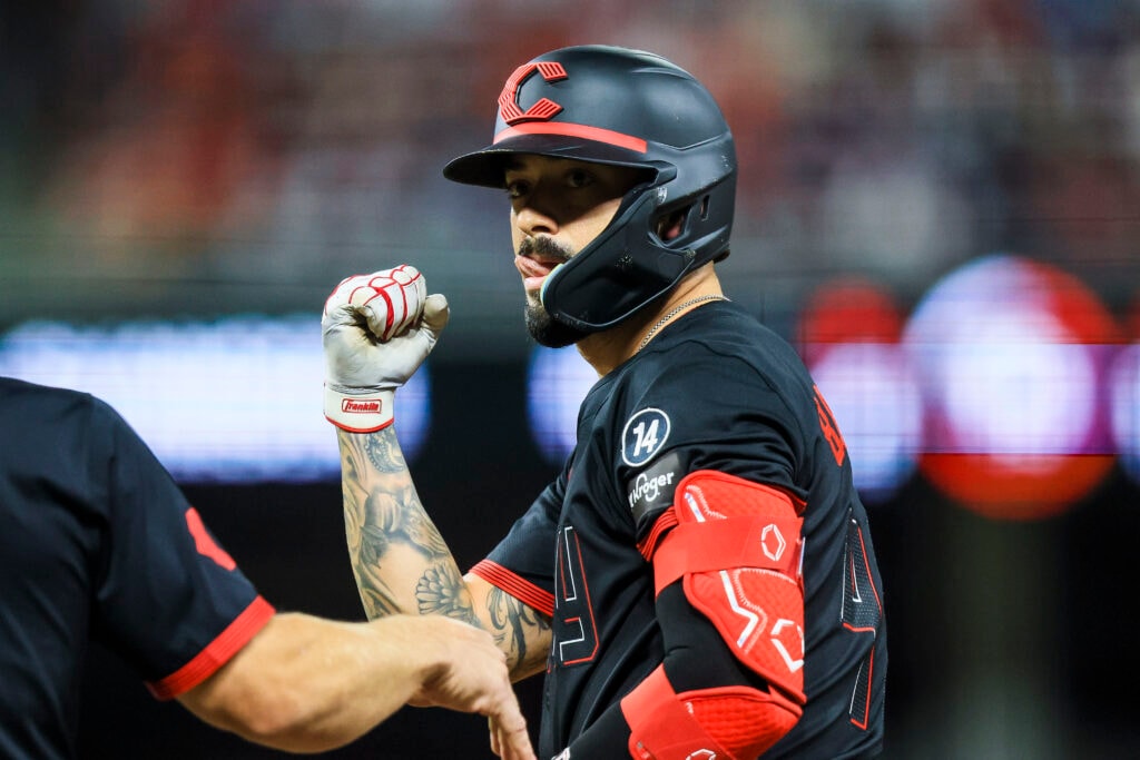 Reds add Will Banfield to 40-man roster, remove P.J. Higgins via outright