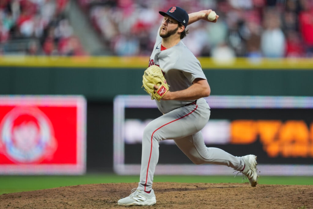 Red Sox place Masataka Yoshida and Justin Slaten on the injured list, recall Mickey Gasper and Raymond Burgos
