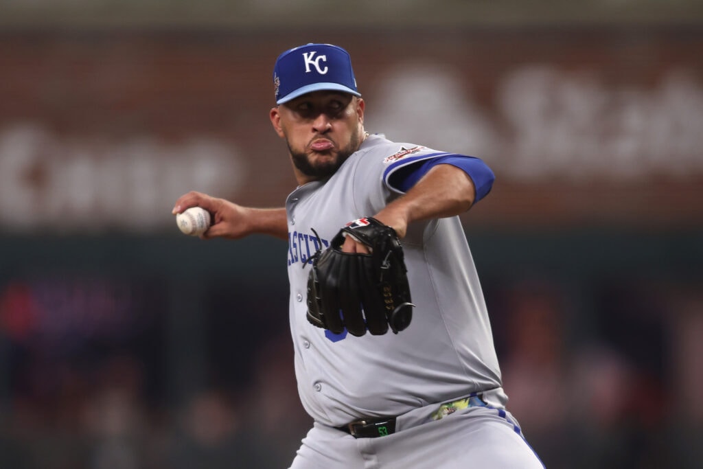 Royals reliever Carlos Estévez to undergo “somewhat exploratory” shoulder surgery