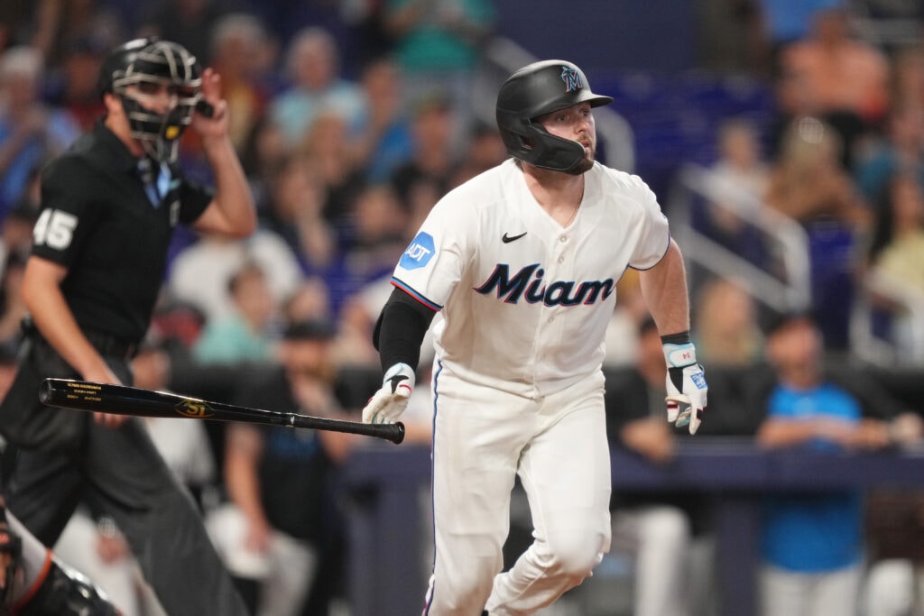Marlins Put Liam Hicks on 10-Day IL With Lower Back Strain, Call Up Brian Navarreto