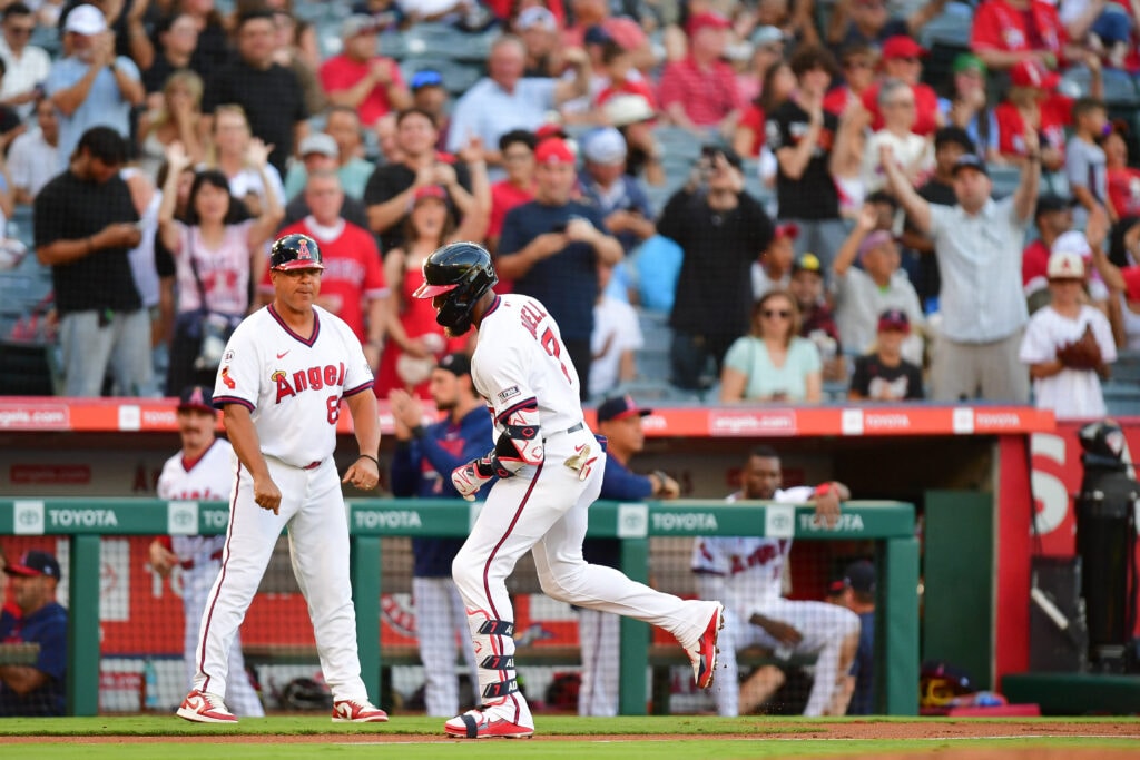 Deadline chess: Yankees, Braves and Rangers among teams gauging right-handed outfield bats