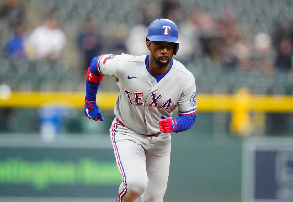 Braves add veteran Andrew McCutchen on minor league deal, keeping a familiar bat in reach
