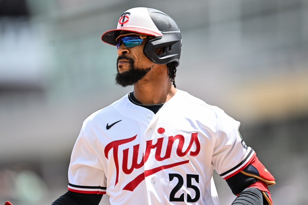 Twins center fielder Byron Buxton faces offseason decision on hip surgery, per team comments