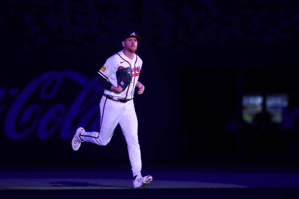 Aaron Bummer opts out of Cubs minor-league deal, turning veteran lefty back into a free agent
