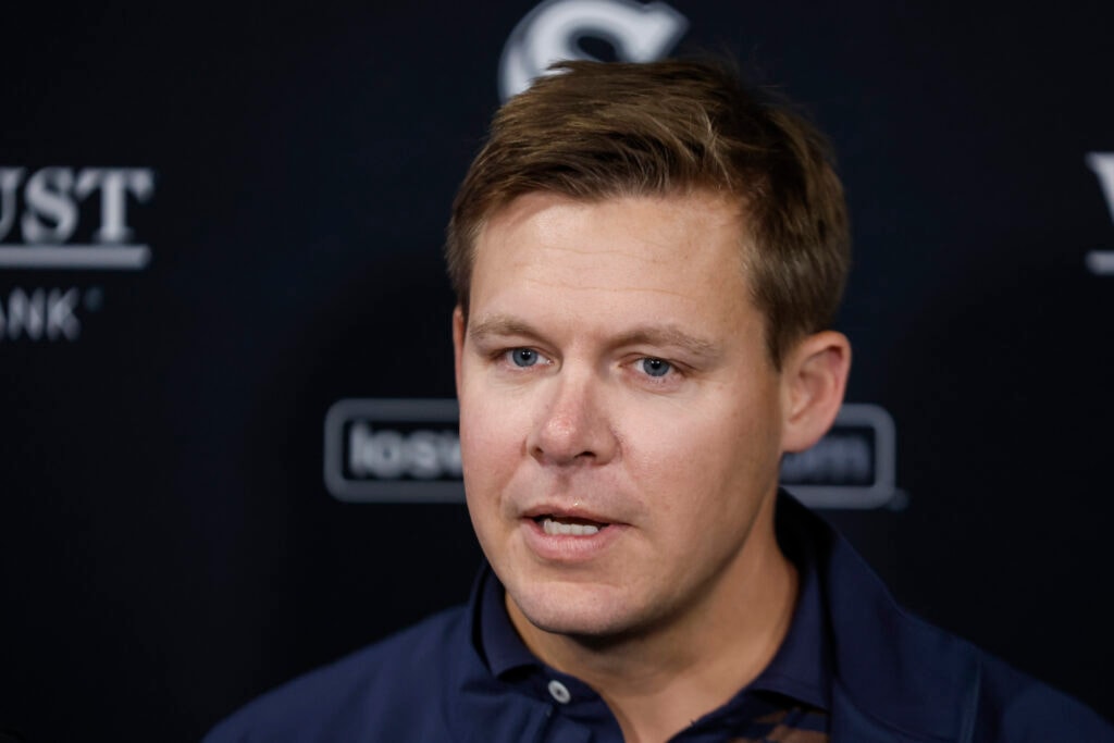 White Sox become active trade-deadline players, with rotation upgrades in focus as they contend in the AL Central