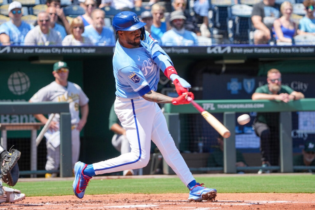 Royals expect Maikel Garcia to head to injured list with left hamstring strain