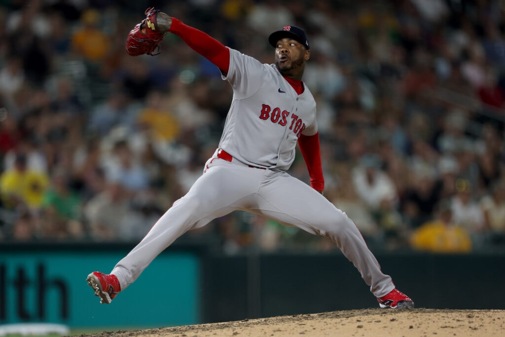 Aroldis Chapman’s 40-inning appearance triggers a key Red Sox vesting threshold for 2027
