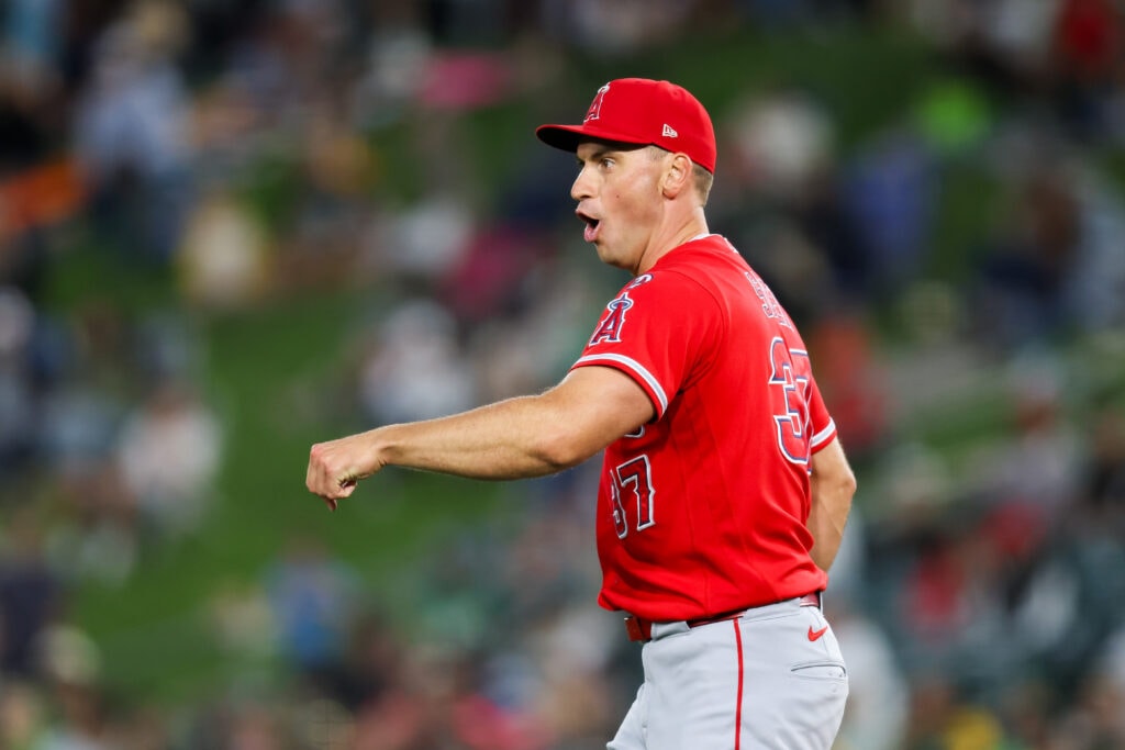 Braves Agree to Acquire Veteran Lefty Brent Suter From Angels for Nacho Alvarez Jr.