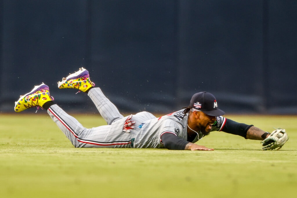 Twins put Byron Buxton back on 10-day IL with right hip impingement