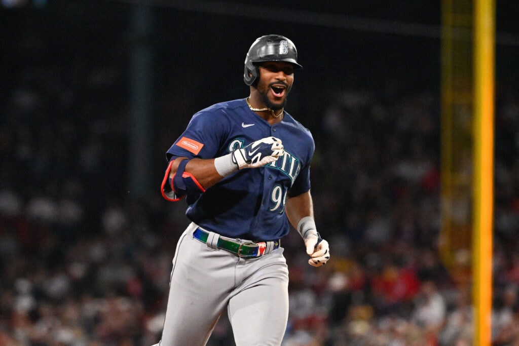 MLB’s September 1 call-up wave fills 28-man rosters, with teams adding two players apiece