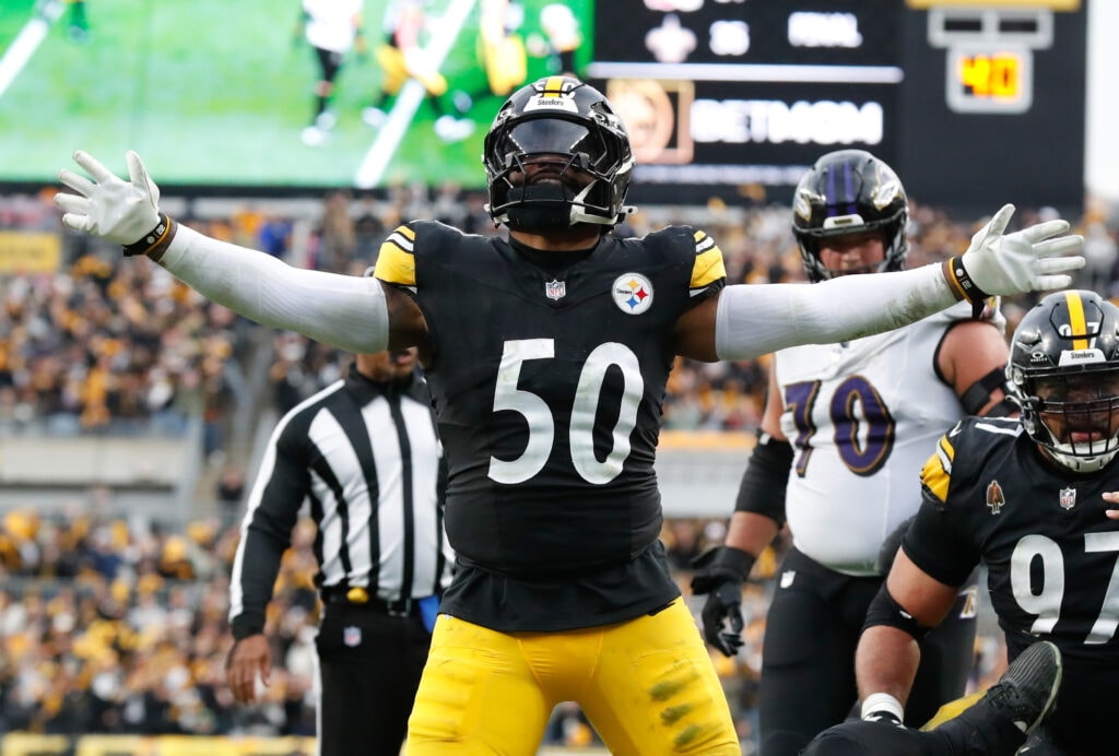 Steelers Release Veteran Linebacker Elandon Roberts, Sending Him Back to Free Agency