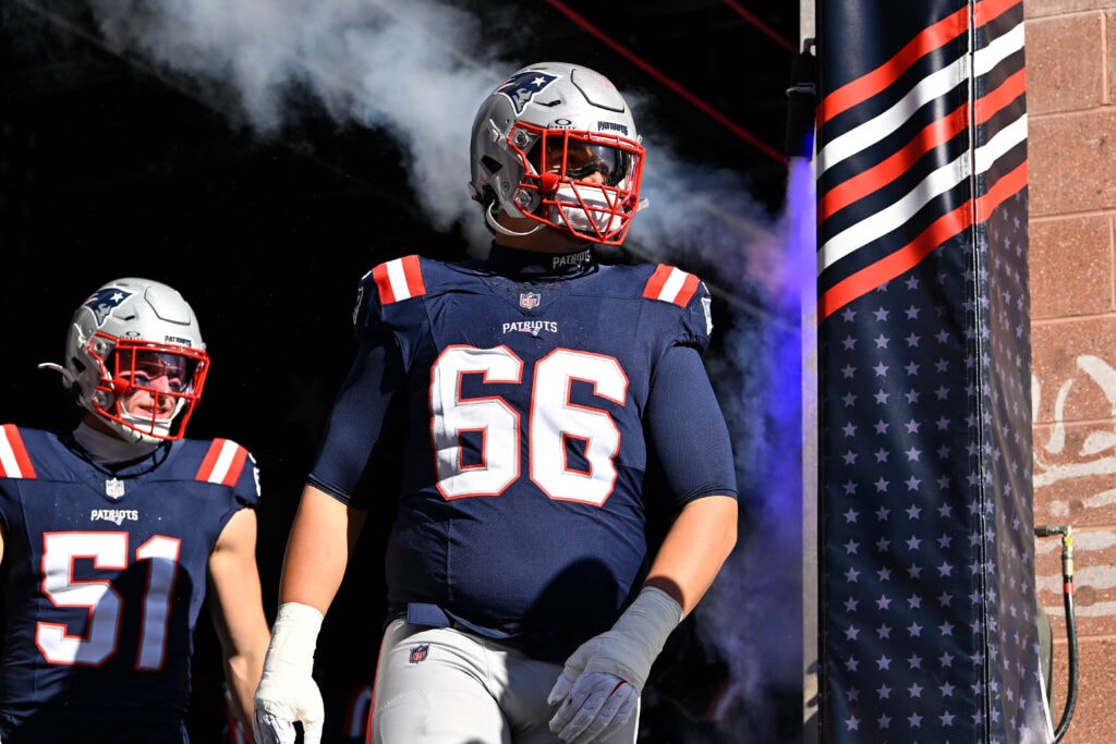Patriots left tackle Will Campbell expected to miss time after knee sprain scare, pushing rookie cover plans
