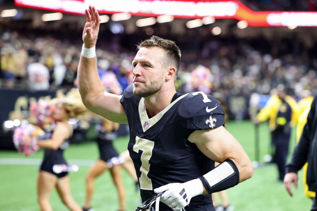 Taysom Hill parts ways with the Saints, opening a new chapter after nine years
