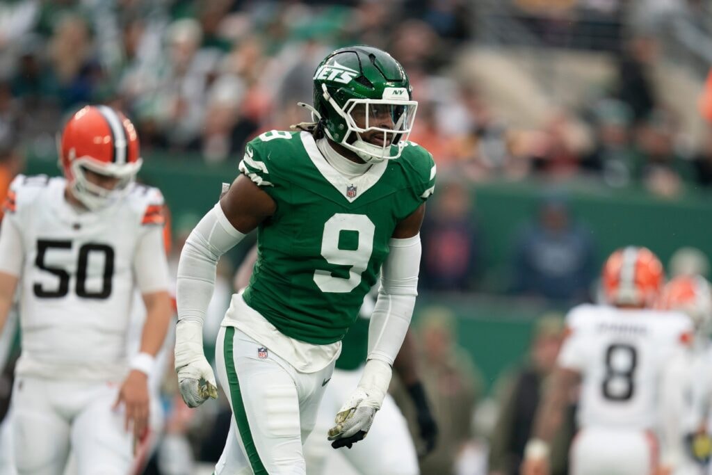 Jets lock in Will McDonald for 2027, reshaping his role from every-down edge to passing-down specialist