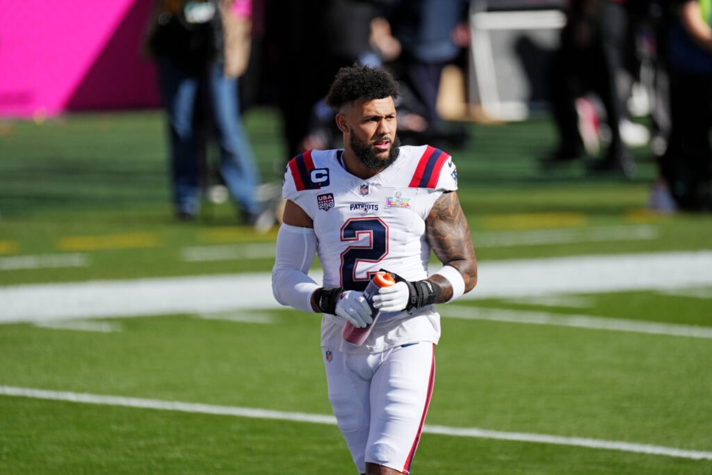 Patriots set initial 53-man roster, move edge Harold Landry to Reserve/PUP