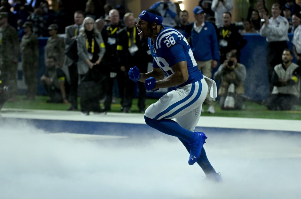 Jonathan Taylor says he wants to stay with Colts “for life” as contract talks loom