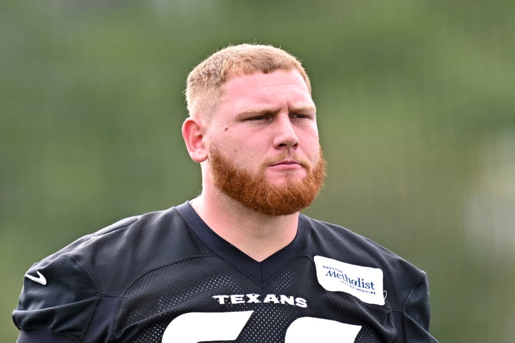 Texans Offseason Line Picture Tightens as Jake Andrews, Keylan Rutledge Press for Center Role