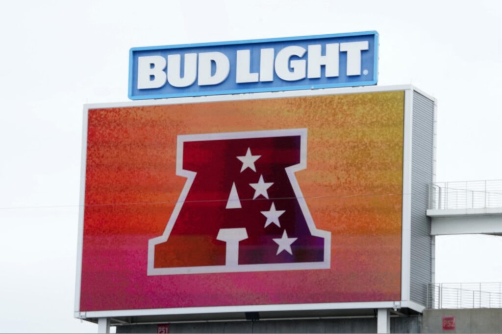 Browns begin early roster trim ahead of 53-man deadline, release Tre Avery and Tyler Hall