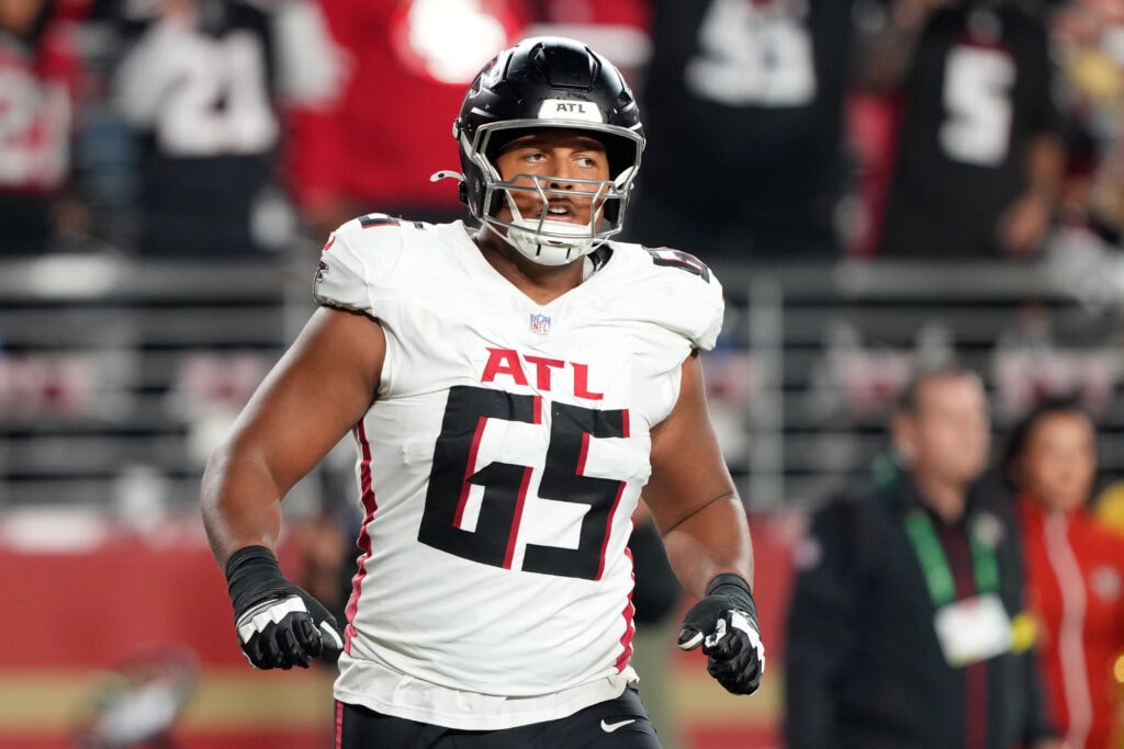 Matthew Bergeron inks four-year, $96 million Falcons extension, resetting the NFL guard market