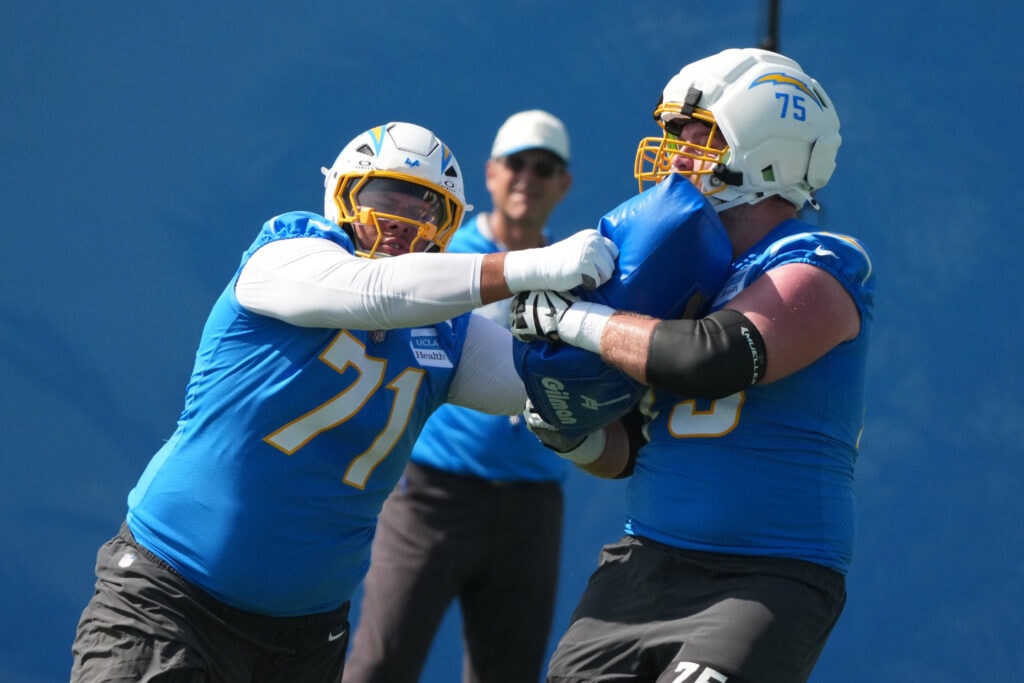 Chargers extend left guard competition into mid-August as Penning lags behind