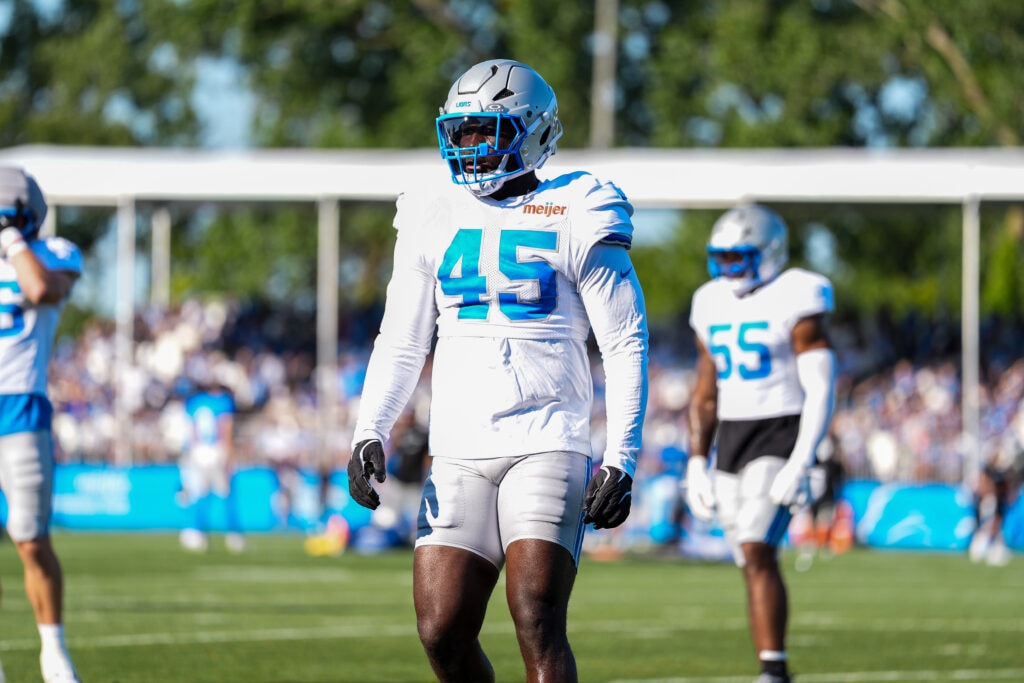 Lions linebacker Devin White quickly pushing for a starting role in Detroit’s second level