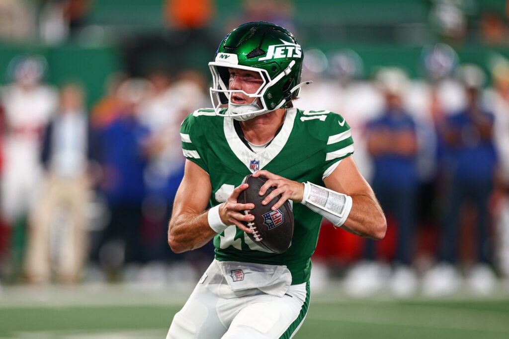 Jets settle on Cade Klubnik as backup quarterback, with Bailey Zappe cut and Brady Cook waved