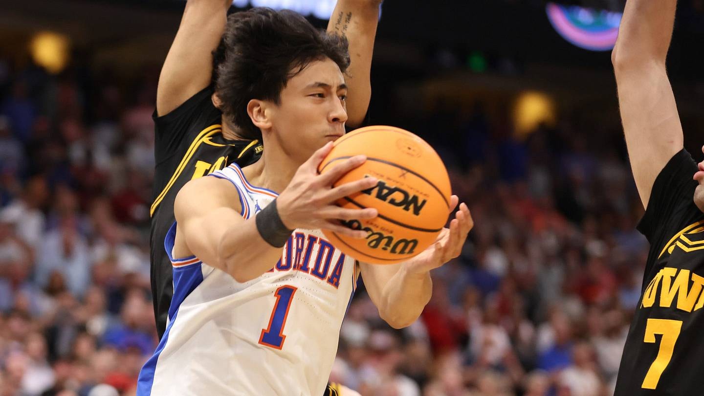 Gonzaga addresses its point-guard question by landing Florida transfer Xaivian Lee