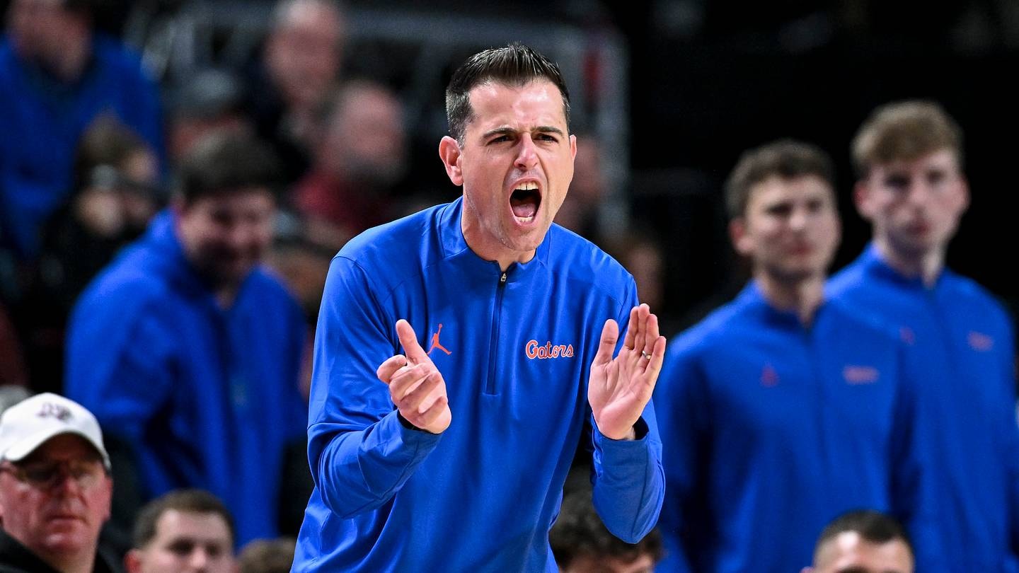 Florida locks in Todd Golden with a six-year extension, underscoring SEC coaching expectations