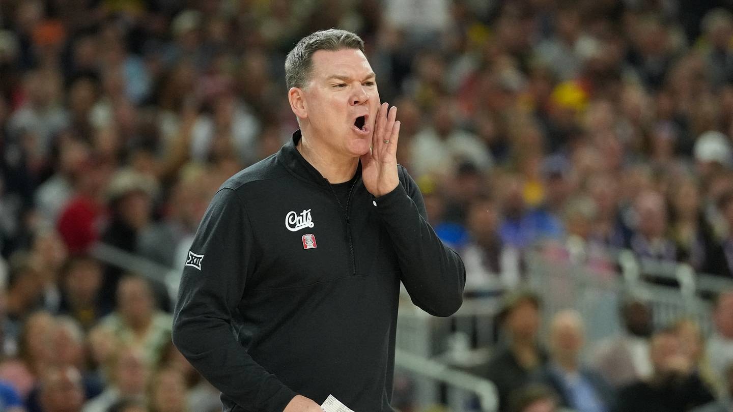 Arizona targets frontcourt lift with addition of former Clemson forward RJ Godfrey