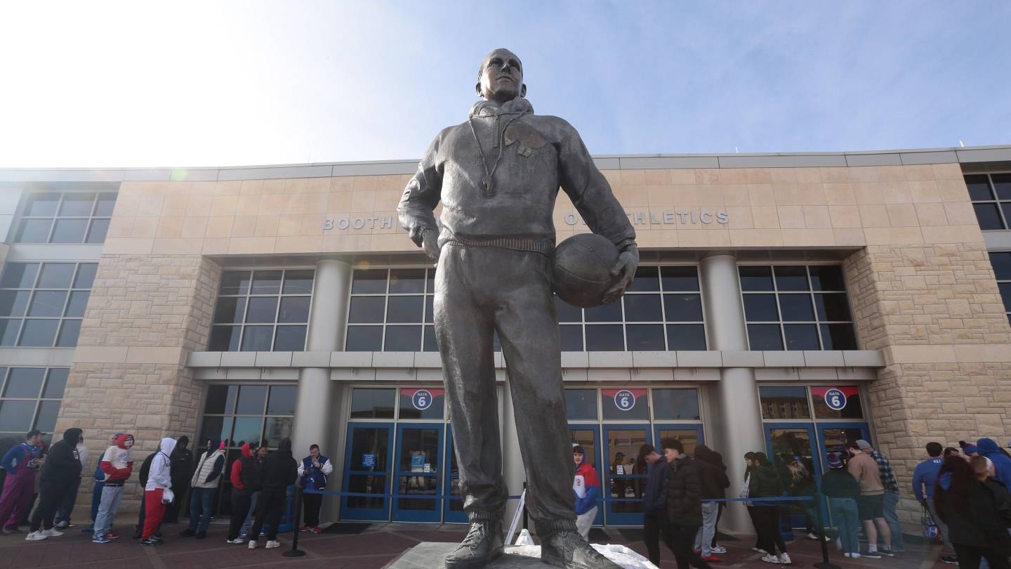 Kansas, Gonzaga and Duke among nation’s toughest college basketball home arenas, a Busting Brackets look at 2026-27