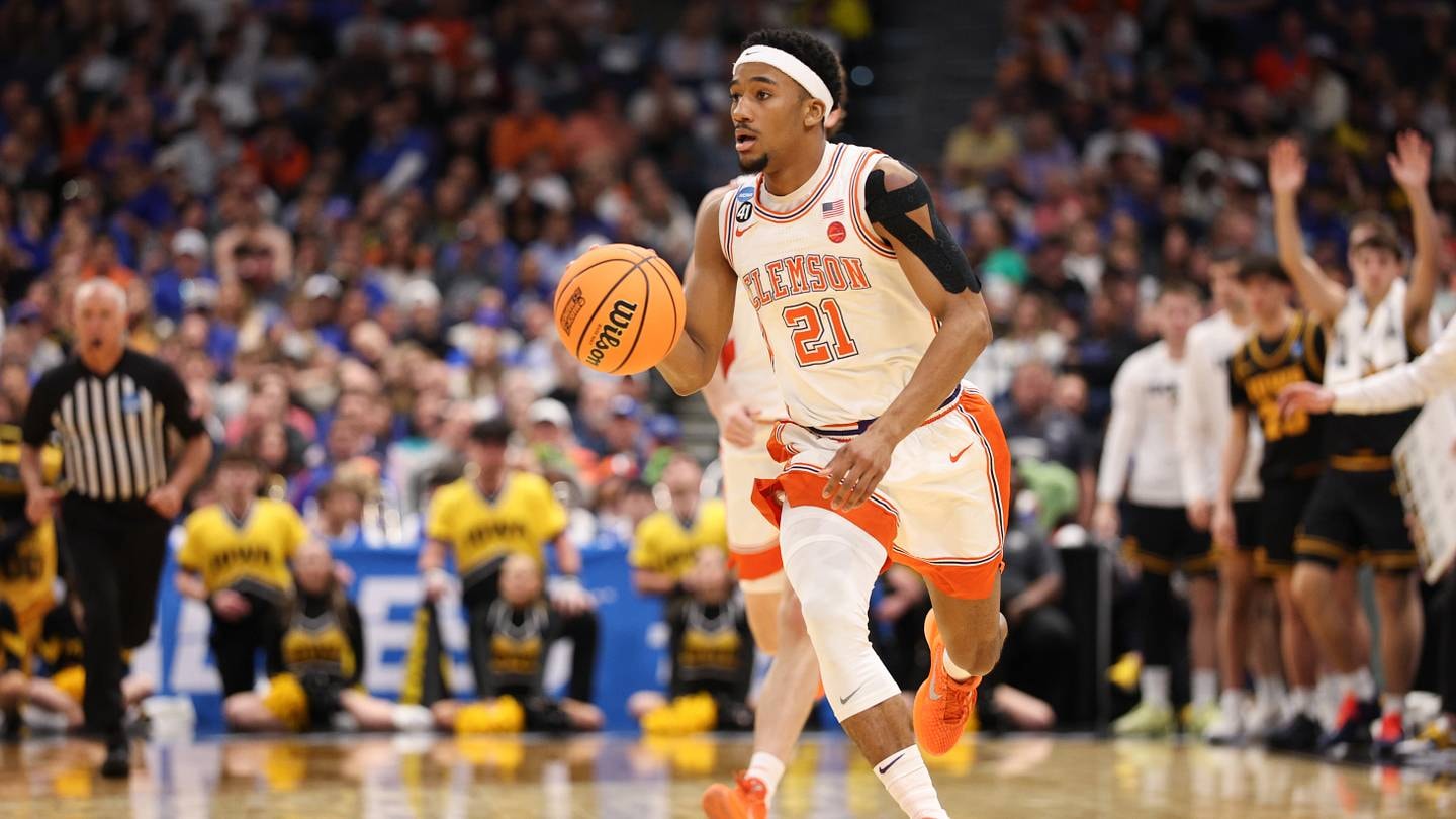 Clemson Basketball Preview: Brad Brownell’s 17th Season Targets a Fourth Straight NCAA Tournament Bid