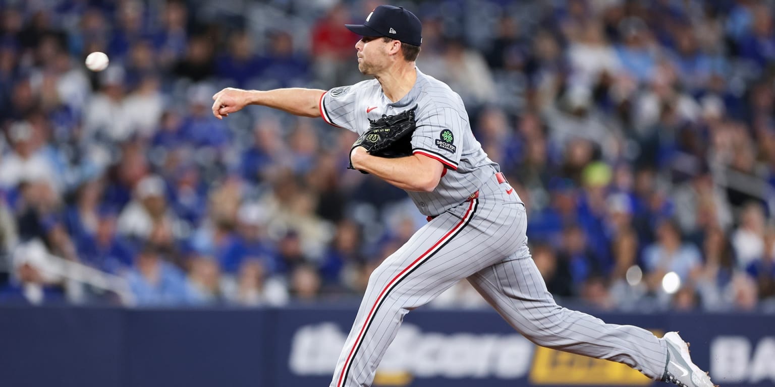 Yankees add Justin Topa to bullpen, place Giancarlo Stanton on 60-day IL