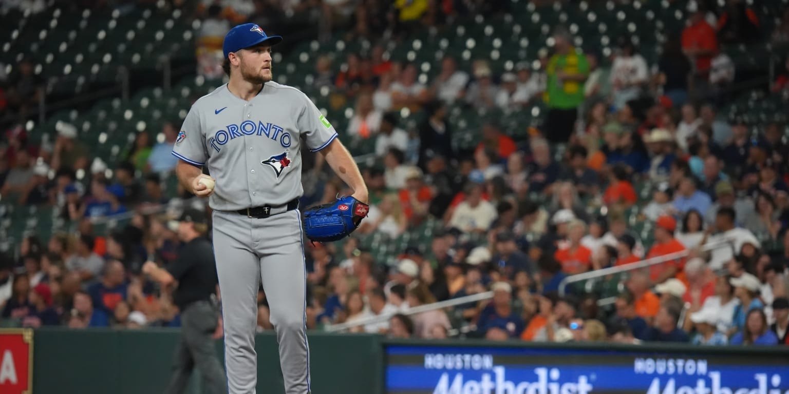 Trey Yesavage placed on 15-day IL with left knee inflammation after MRI