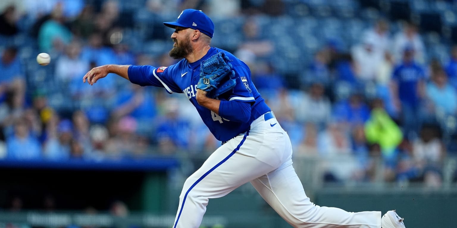 Yankees claim John Schreiber off waivers to add bullpen depth