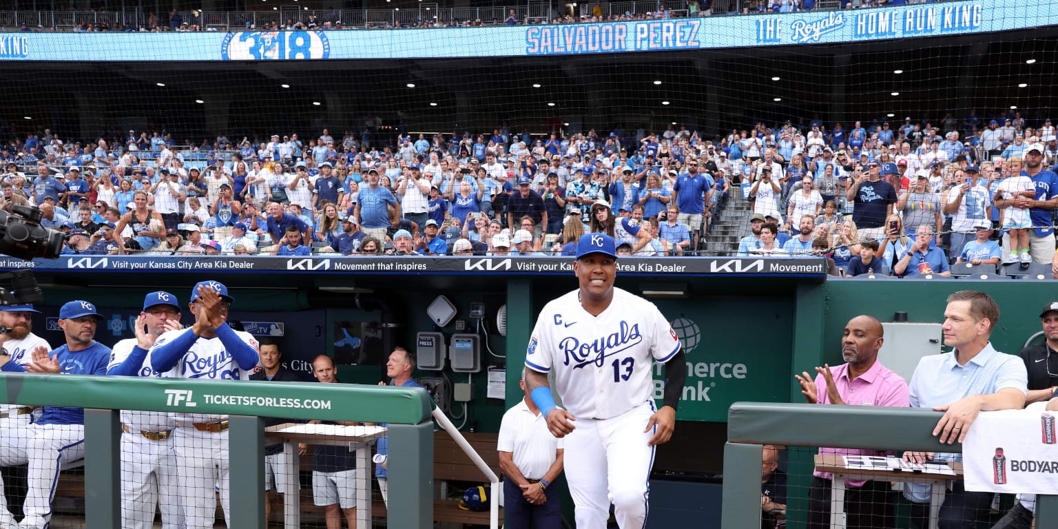 Royals stage pregame tribute for Salvador Perez, then lean on Bobby Witt Jr. in 8-2 win
