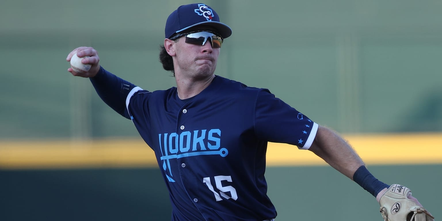 Astros minor league field coordinator praises Max Holy for elite shortstop defense
