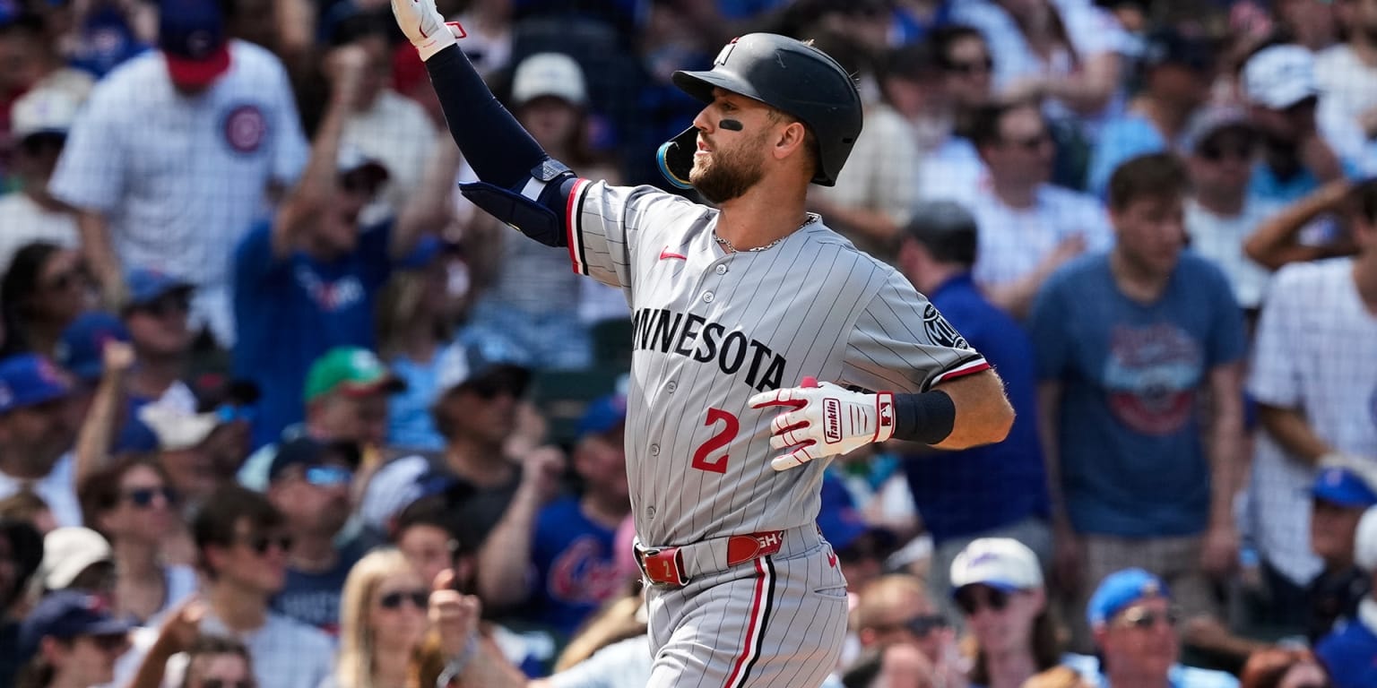 Kody Clemens ends a rough stretch with two homers at Wrigley Field, but Twins fall to Cubs